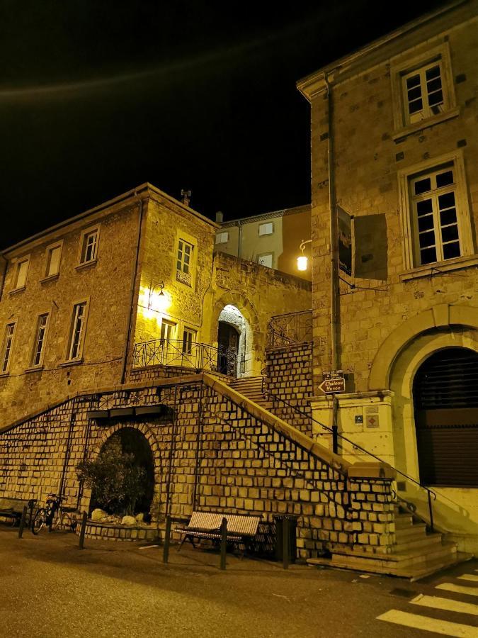 דירות טורנון-סור-רון Aux Pieds Du Chateau מראה חיצוני תמונה